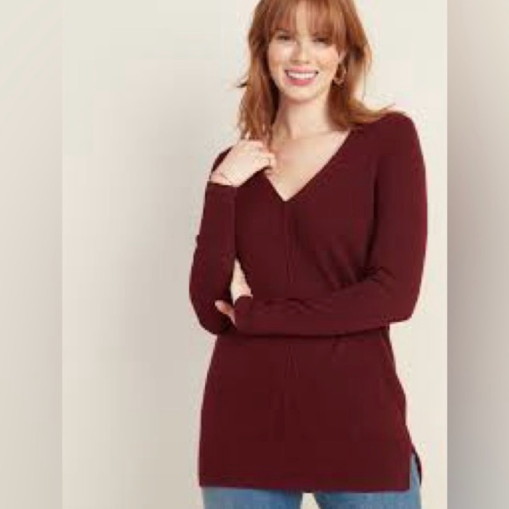 Old Navy Maroon Knit Sweater EUC V-Neck Red Ribbed Cotton Viscose Small